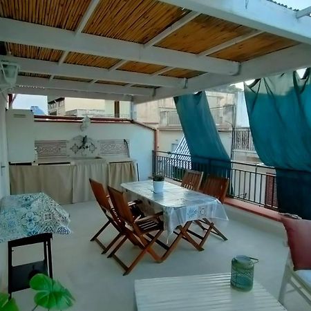 Casa Vacanze Gloria 카스텔라마레델골포 외부 사진