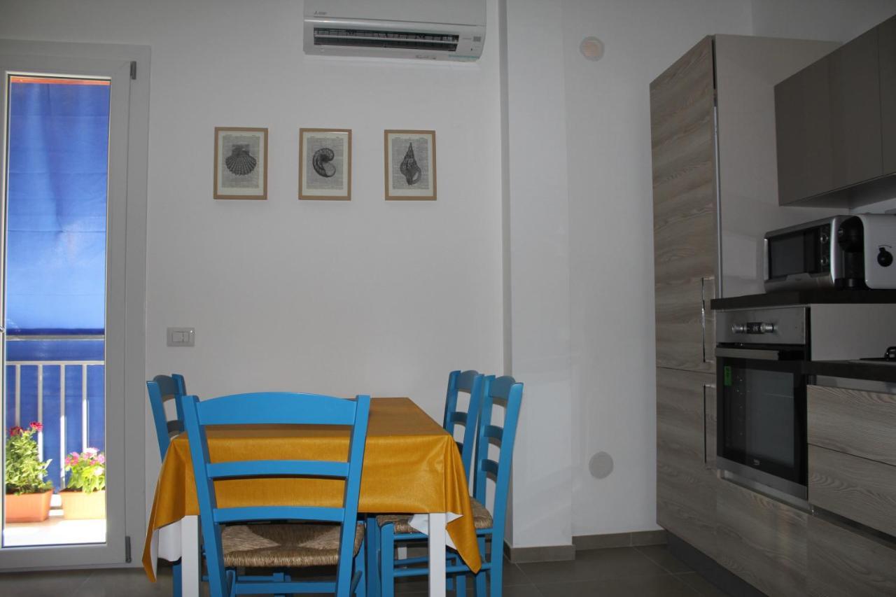Casa Vacanze Gloria 카스텔라마레델골포 외부 사진