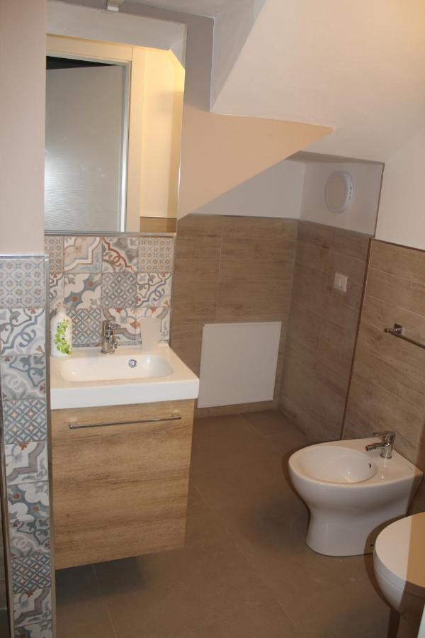Casa Vacanze Gloria 카스텔라마레델골포 외부 사진