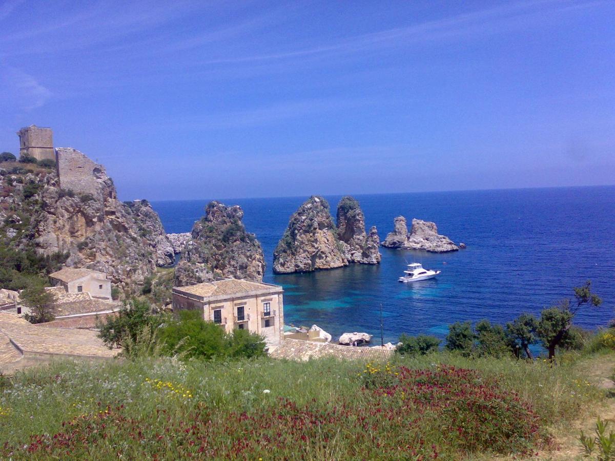 Casa Vacanze Gloria 카스텔라마레델골포 외부 사진