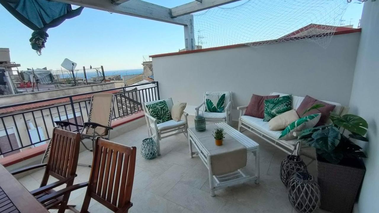Casa Vacanze Gloria 카스텔라마레델골포 외부 사진